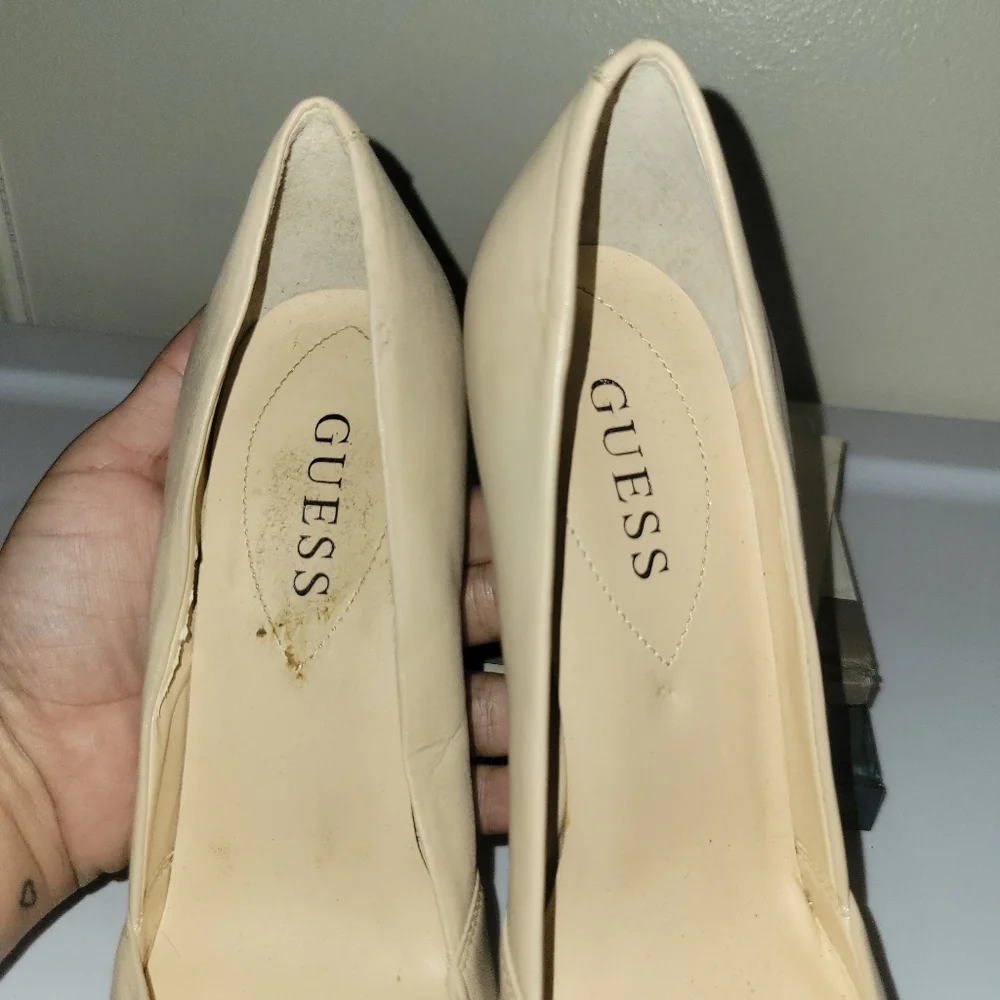 Guess Cream Stiletto Heels - Picture 6 of 6